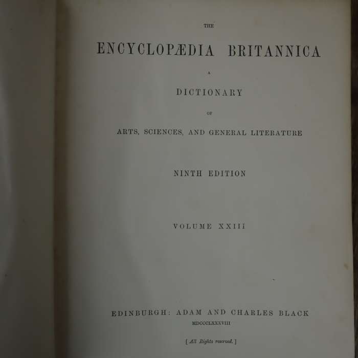 **ANTIQUE**  Early 1900s Encyclopaedia - 7 PCS - COLLECTABLES