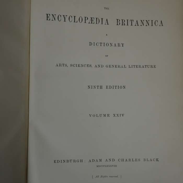 **ANTIQUE**  Early 1900s Encyclopaedia - 7 PCS - COLLECTABLES