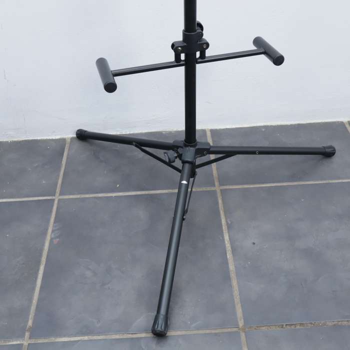 QuikLok Universal Self-Locking Double Guitar Stand