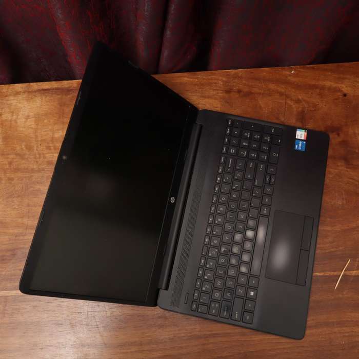HP 15-Inch Laptop 15-DW3004NI Notebook