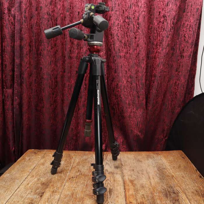 Manfrotto 755XB MDeVe Aluminum Video Tripod and 3-Way Manfrotto 229 Head