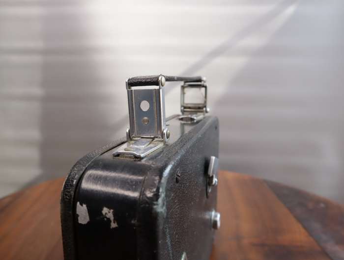 **VINTAGE** Cine Kodak Eight-25 + Kodak Anastigmat 13mm f2.7 Lens (8mm) (Collectable)