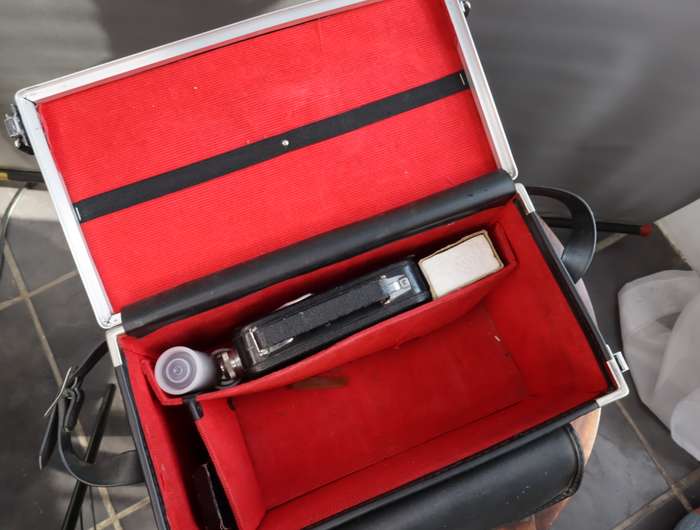 **VINTAGE** Cine Kodak Eight-25 + Kodak Anastigmat 13mm f2.7 Lens (8mm) (Collectable)