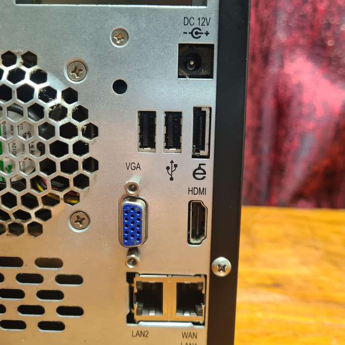 Thecus N2800 NAS Server 2.13GHz Intel Atom 4GB RAM Two Bays