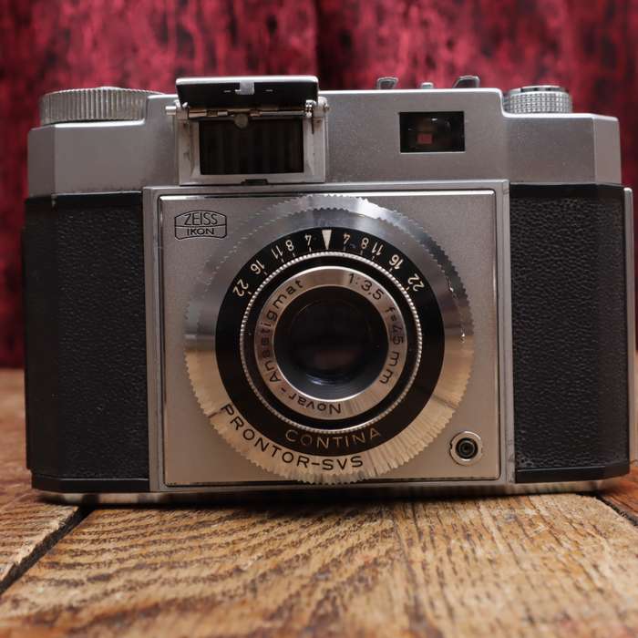 Zeiss Ikon Contina IIa Prontor-SVS 35MM Novar-Anastigmat 45mm f3.5 Lens Film Camera - 527/24