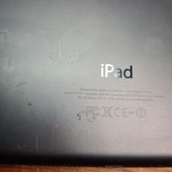 Apple iPad Mini A1455 Cellular Wi-Fi Tablet
