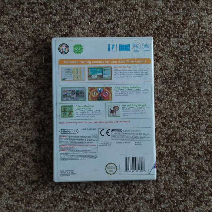 Wii Fit Plus Game + Wii Balancing Board