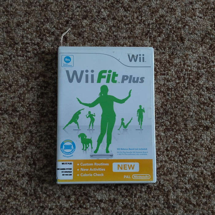Wii Fit Plus Game + Wii Balancing Board