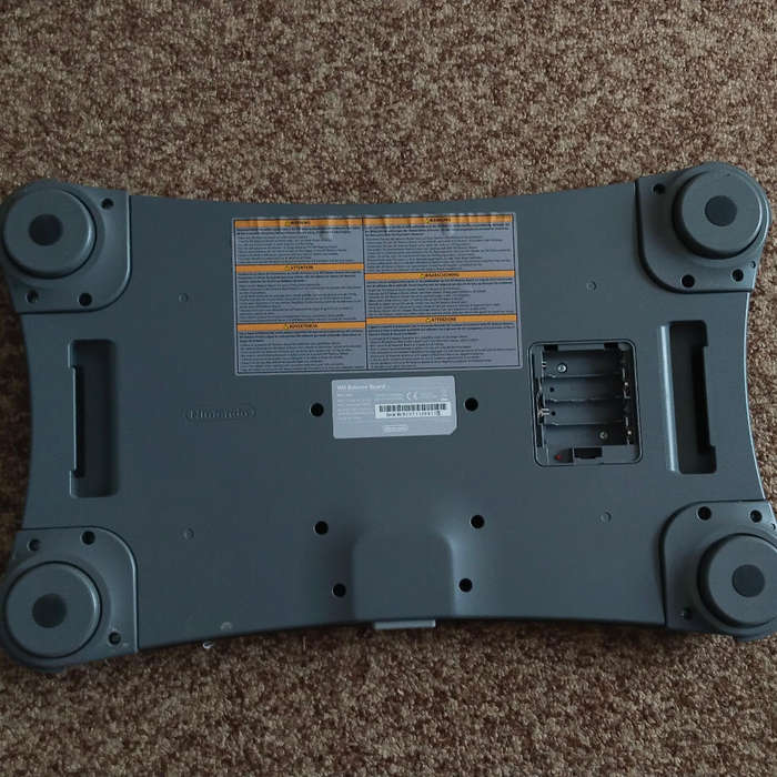 Wii Fit Plus Game + Wii Balancing Board