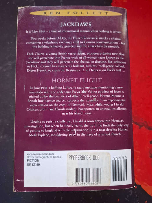 Ken follette - Jackdaws, hornet flight