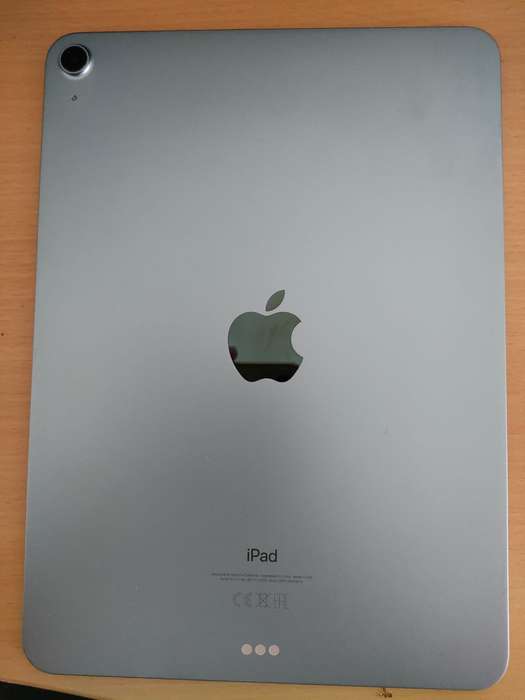 Apple iPad Air 4th Gen (2020) A2316  | 3.0 GHz* Apple A14 Bionic *** READ ***