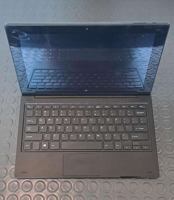Mecer Xpression A117C FOR PARTS