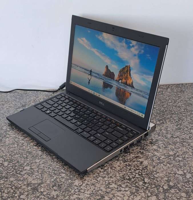 AUCTION SPECIAL!!!! Dell Vostro i5 Laptop