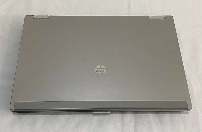 Month-End Clearance !!! HP Elitebook 8440P - i7