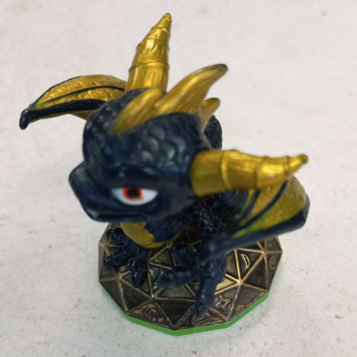 Legendary Spyro Figurine - Skylanders Spyros Adventure