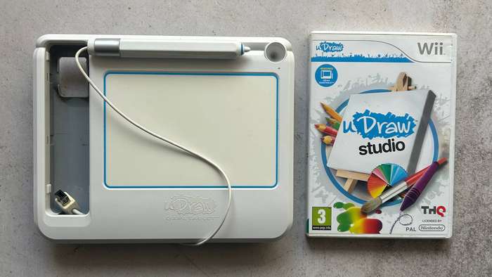 Wii  UDraw Tablet + UDraw Studio (Boxed) + Pictionary  Complete Bundle
