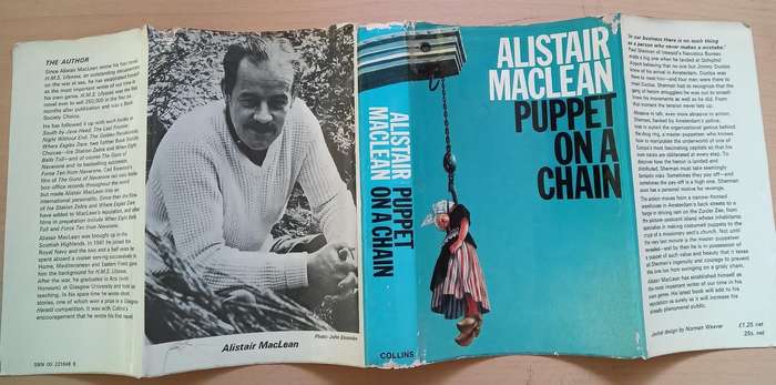 Puppet on a Chain - Alistair MacLean -1st edition 1969