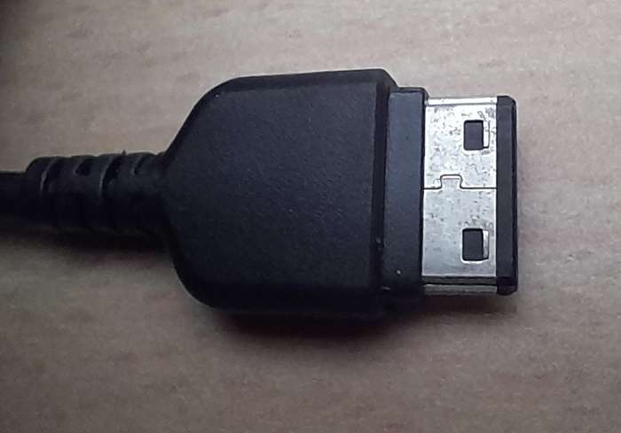 Samsung APCBS10BBE Data Link Cable