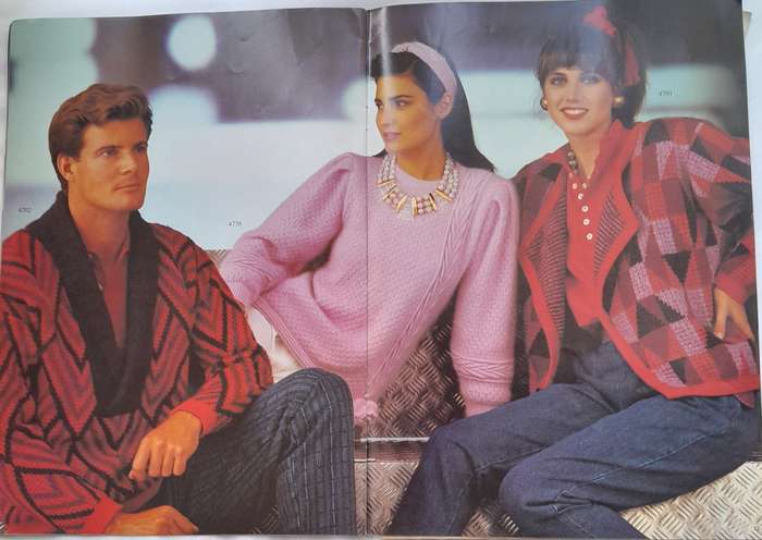 PASSAP International volume 17 magazine - Ideal for both beginners and experienced knitters