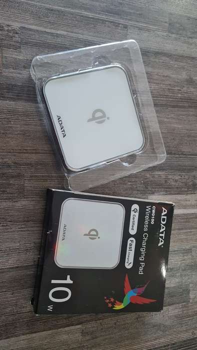 Adata CW0100 Wireless Charging Pad White
