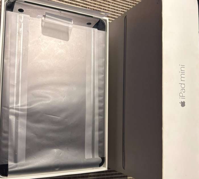 IPAD Mini 4