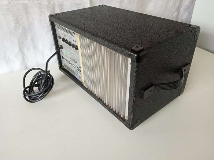 Phonic 620 Mixer Amplifier