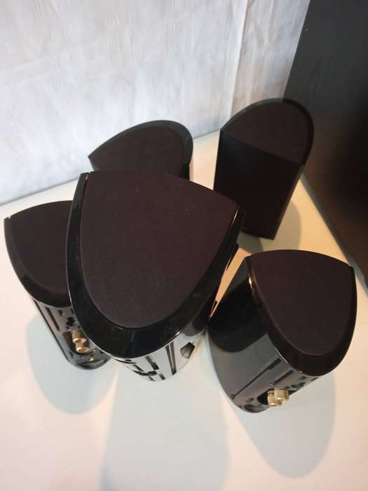 Definitive Technology ProCinema 600 Speakers