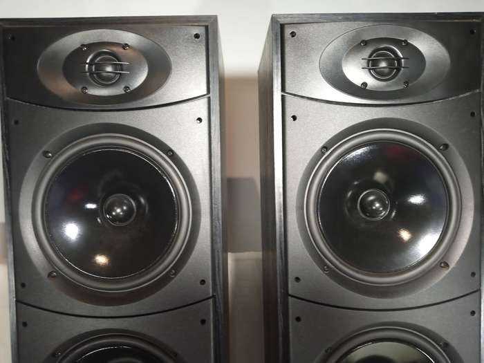 Whaferdale Xarus 5000 Floorstanding Speakers