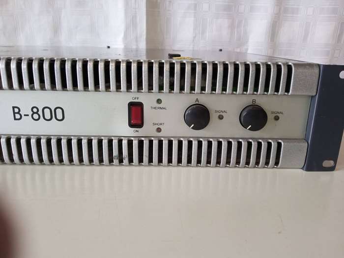 Hybrid B800 Power Amplifier