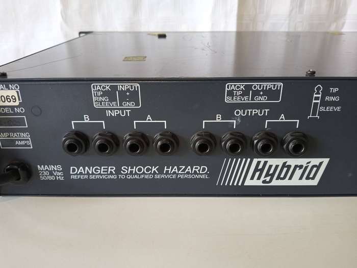 Hybrid B800 Power Amplifier