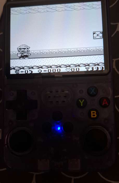 R36S Retro console