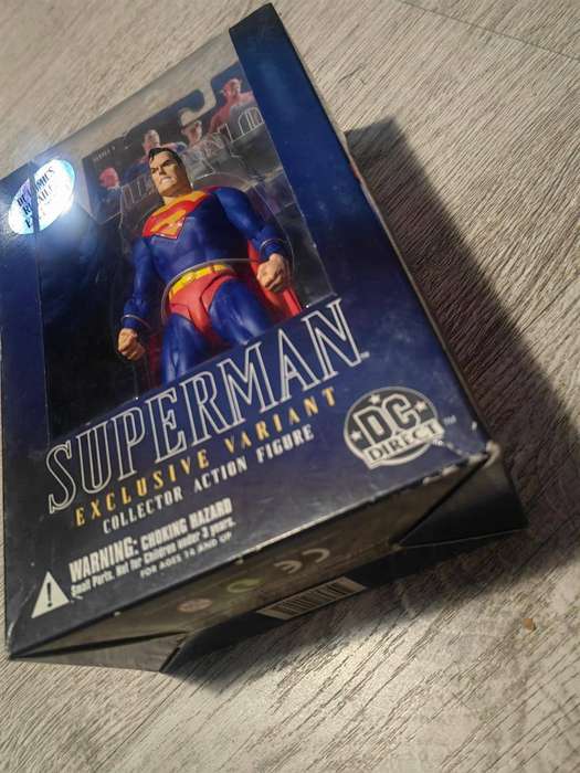 DC JUSTICE SUPERMAN AF ( BY ALEX ROSS / DC COMICS RETAILER EXCLUSIVE )