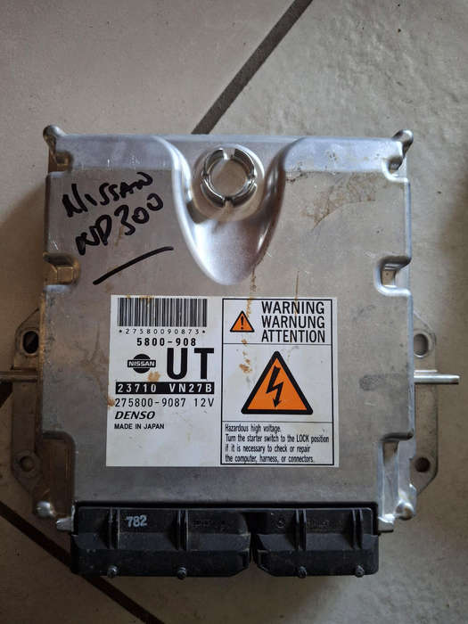 Nissan NP300 computer box ECU