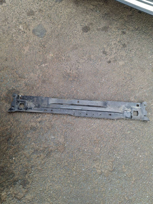 Mercedes benz W204 top cradle