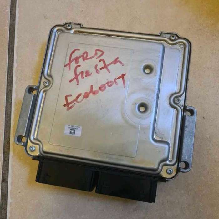 Ford fiesta Ecoboost computer box ECU
