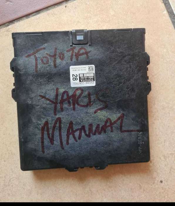Toyota Yaris computer box ECU