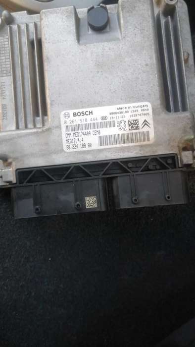Peugeot 5008 computer box ECU