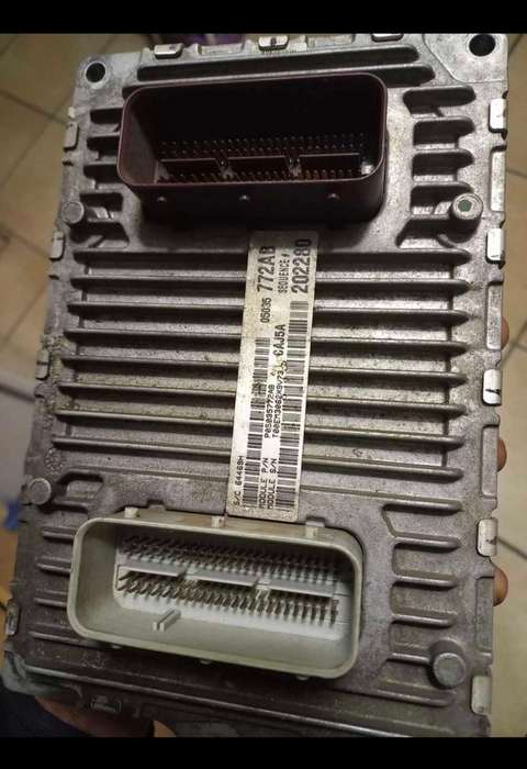 Jeep Grand Cherokee computer box ECU
