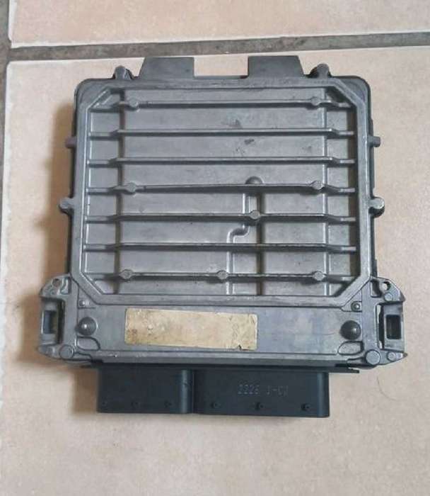 Mercedes Benz CLA GLA computer box ECU