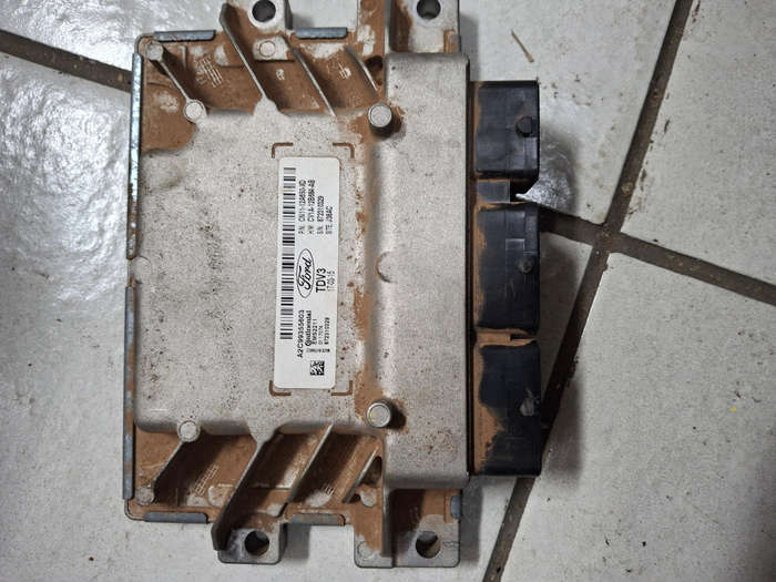 Ford fiesta computer box ECU