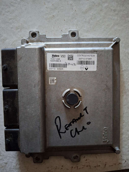 Renault Clio computer box ECU