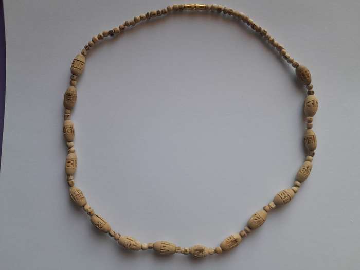 Tulsi neck beads carved with maha mantra small