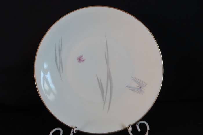 Alka Kunst Bavaria "Fruhlingstraum" Large Serving Plate, 6 x Salad Plates & 6 x Bread Plates.