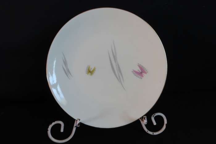 Alka Kunst Bavaria "Fruhlingstraum" Large Serving Plate, 6 x Salad Plates & 6 x Bread Plates.
