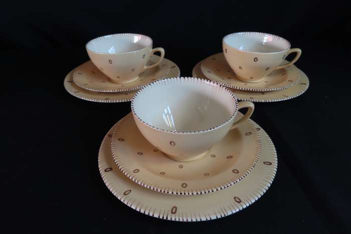Susie Cooper Trio's x 3