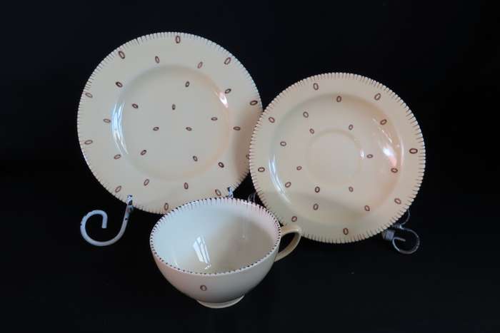 Susie Cooper Trio's x 3