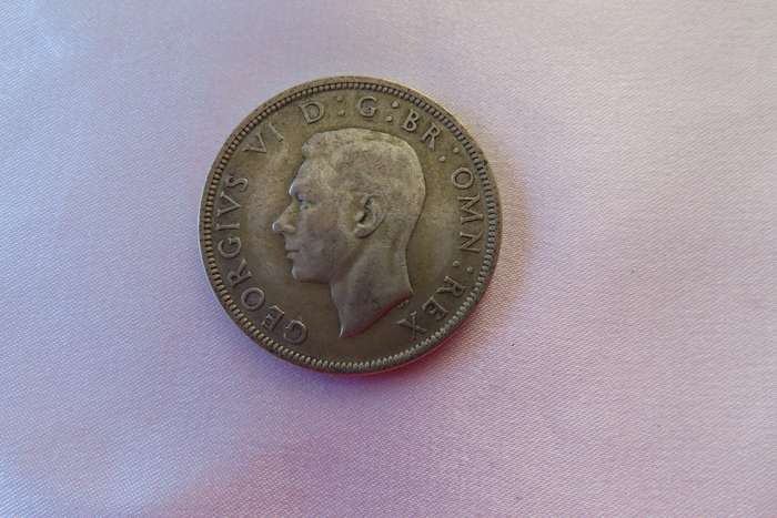 Great Britain 1946 Half Crown Coin.
