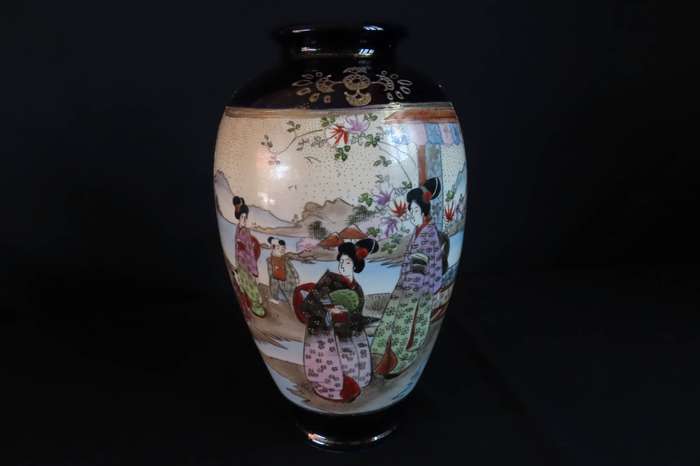 Japanese Satsuma-style Vase.