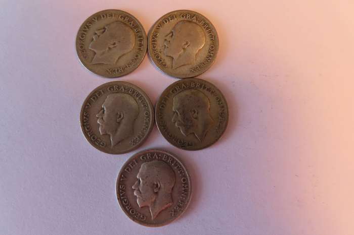 Great Britain George V Sixpence Coins x 11.