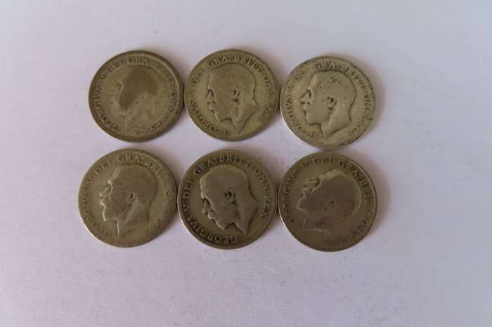 Great Britain George V Sixpence Coins x 11.